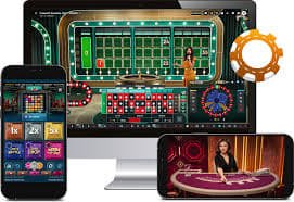 burmese777 Live Casino ဂိမ်းများကို မြန်မာ ကစားသူများ ပျော်ရွှင်စွာ ကစားနေသောပုံ